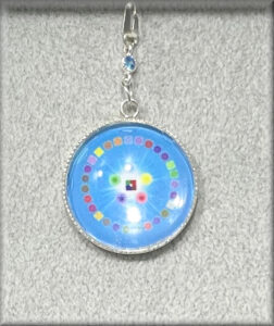 Rosentor Schutzamulett hellblau01